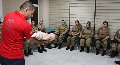 Şanlıurfa’da kadın güvenlik korucularına ilk yardım eğitimi