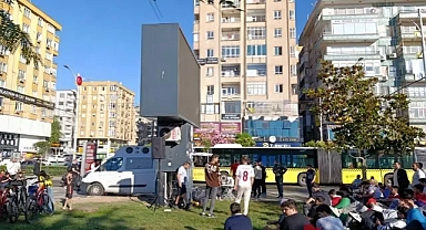 Şanlıurfa’da Milli Maç heyecanı meydanlara taştı