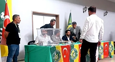 Şanlıurfaspor'da kongre düğümü; Kurul üyesi kendini savundu