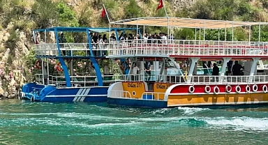 Tur teknesi arızalandı: Yardıma jandarma yetişti