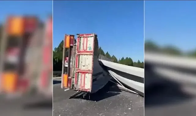 Urfa-Antep Otoyolu’nda tır devrildi: 3 yaralı