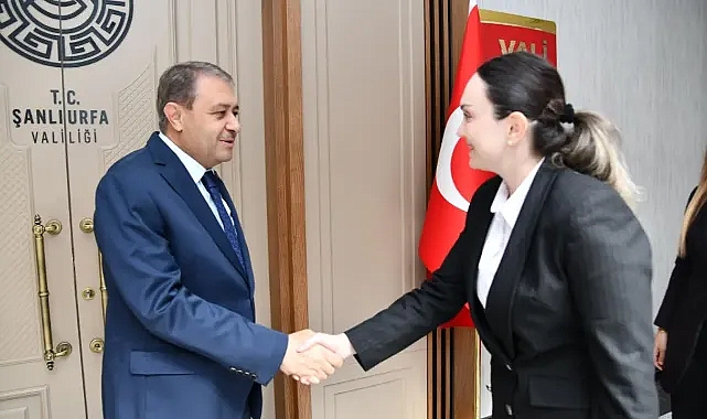 Vali Şıldak, hac dönüşü personeliyle bayramlaştı