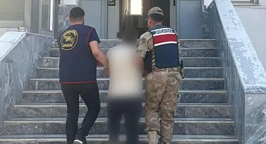 Hırsızlık suçundan aranan hükümlüyü jandarma yakaladı