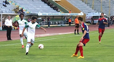 Şanlıurfaspor'un eski sağ beki Elazığ'la anlaştı