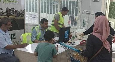 Umut Kervanı Derneği, muhtaçların yanında