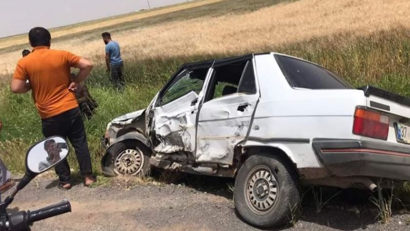 Urfa’da iki otomobil çarpıştı: Yaralılar var
