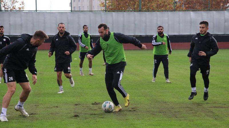 Karaköprü Belediyespor galibiyet serisi istiyor