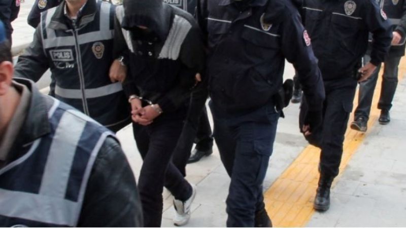 Kavgaya karışan 12 kişi adliyeye sevk edildi