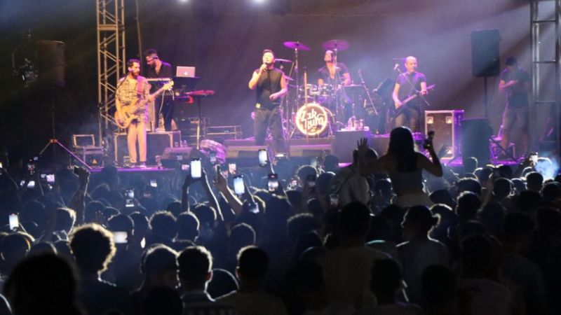 Zakkum, sevilen şarkılarını Urfalılar için seslendirdi