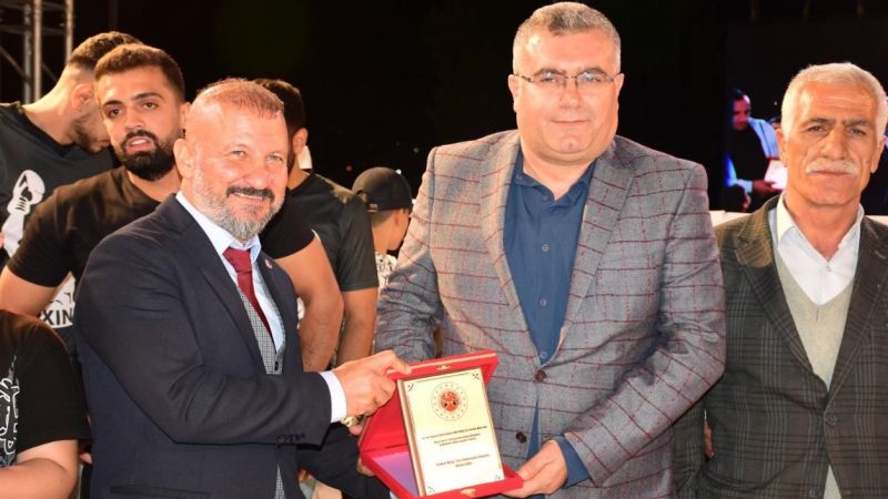 Bu gurur Akaltın'un