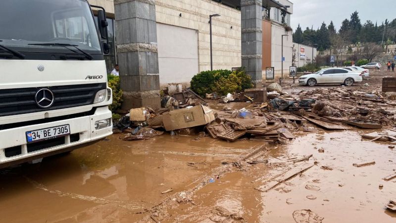 DEVA Partili İl Başkanı: Buraya acil bir yardım gerekiyor