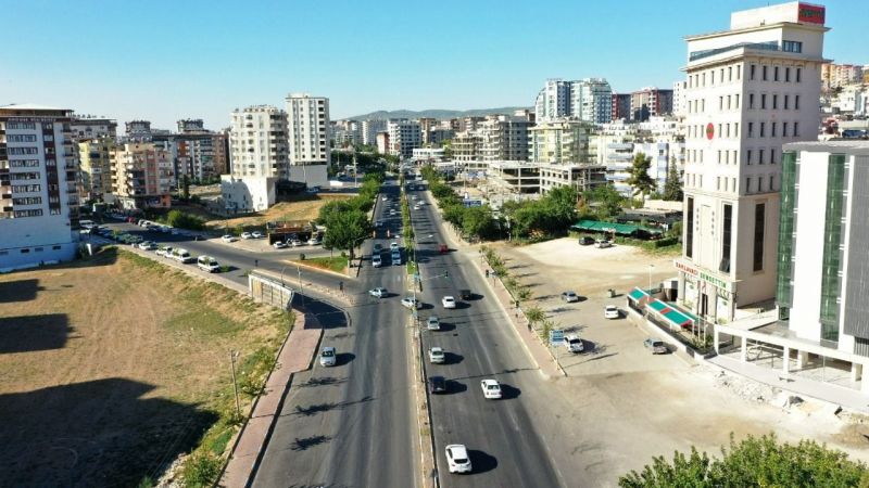 Belediye ve Karayolları anlaşamıyor, olan Urfa'ya oluyor