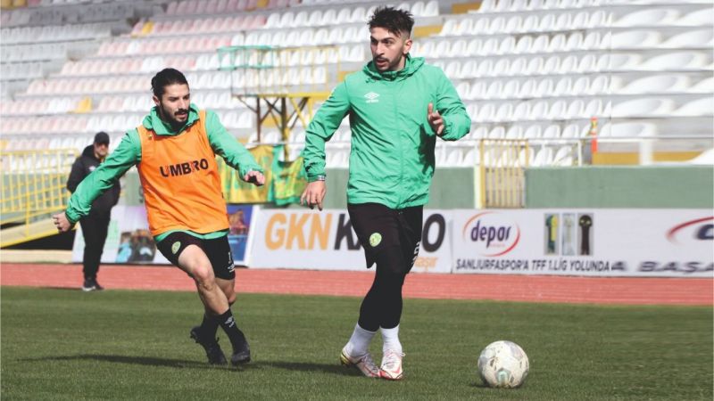 Levent hoca taktik denedi