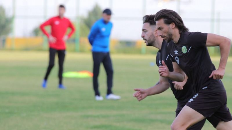 Ceylanlar tempo tutuyor