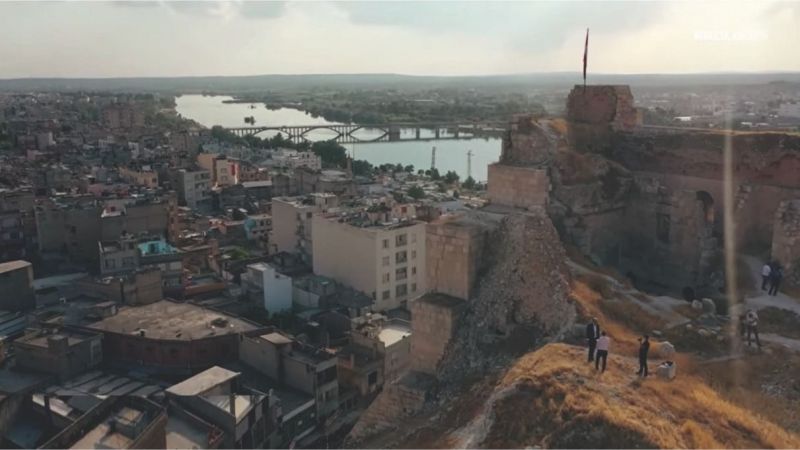 Birecik Kalesi de depremde hasar gördü 