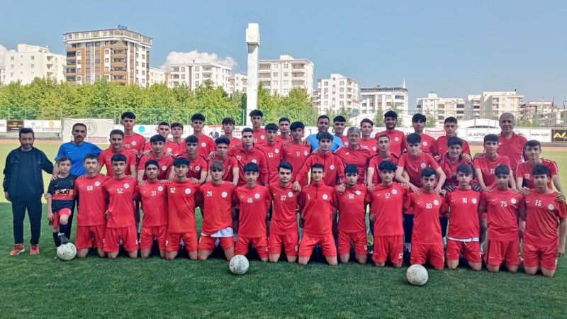 Karaköprü'nün geleceği bu gençler