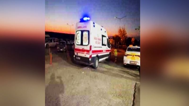 Urfalı genç, kazara annesini vurdu