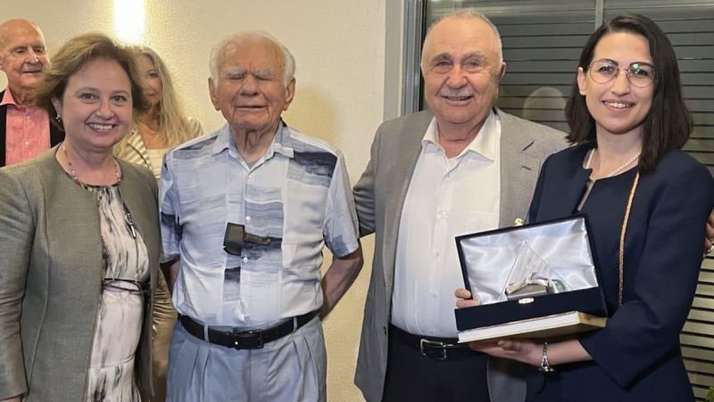 Urfa'da görevli Nöroşirurjiyen'e büyük onur