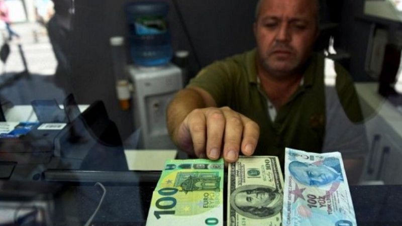 Dolar kurunda 22 TL için tarih verildi