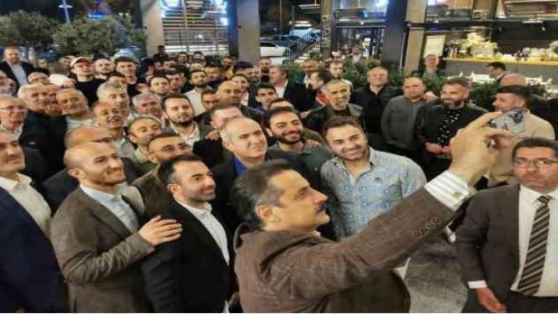 Faruk Çelik'i 500 araçlık konvoy karşıladı