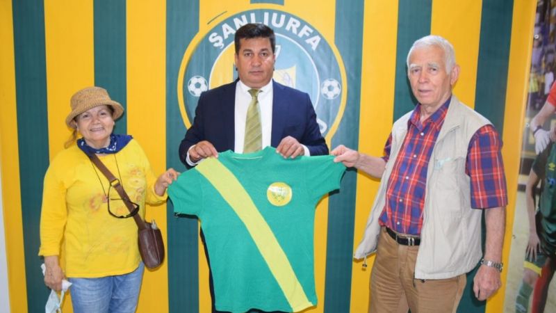 Sizce bu Urfaspor forması kaç yıllık?