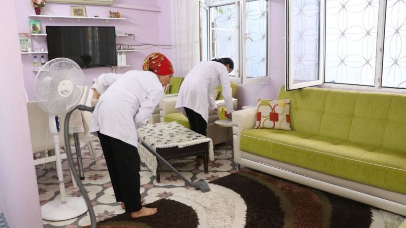 Evde bakım hizmetleri devam ediyor