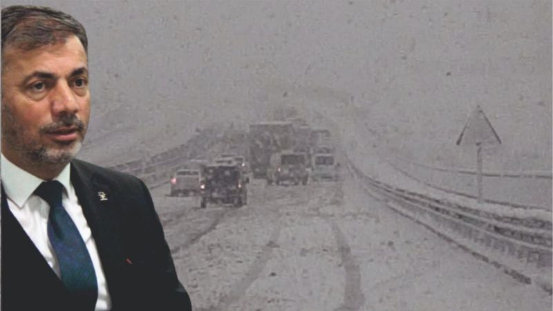 Millet yollarda perişan, Kırıkçı şiir derdinde!