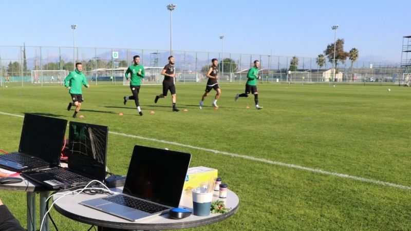 Kamp var, oyuncu yok