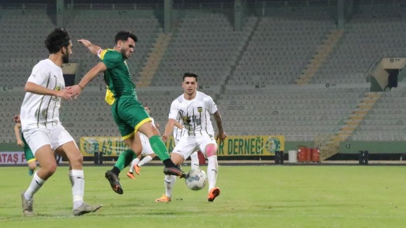 Urfaspor ikinci yarıda açıldı