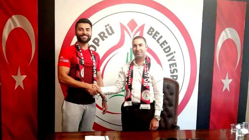 Defans hattına yeni transfer