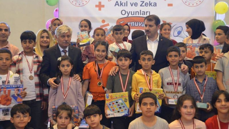 Şanlıurfa Akıl ve Zeka Oyunları Turnuvası'nda ödüller sahiplerini buldu
