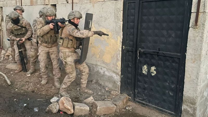 Urfa Jandarmasından 'Kökünü kurutma' baskını