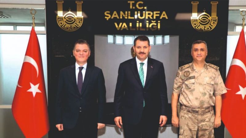 Selçuk Doğuş ve Metin Düz'den veda ziyareti