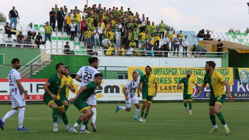 Urfaspor Mert Çapar'la güldü