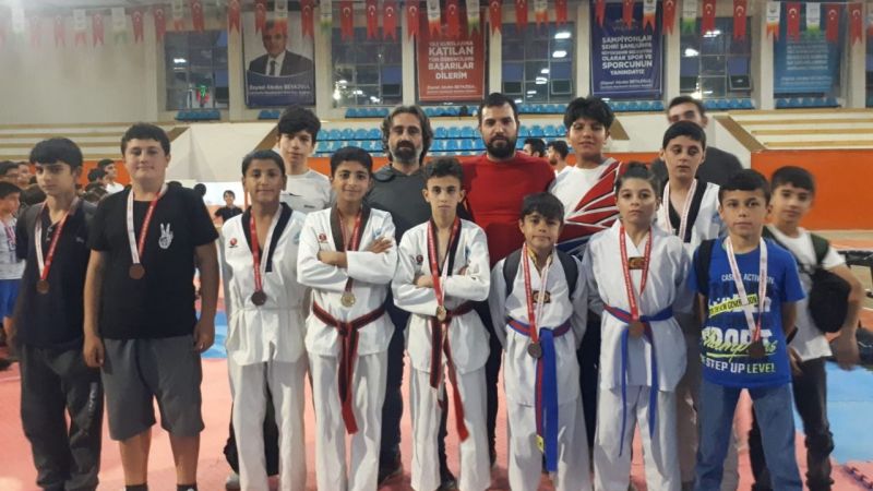 Eyyübiyeli küçük tekvandocuların hedefi büyük