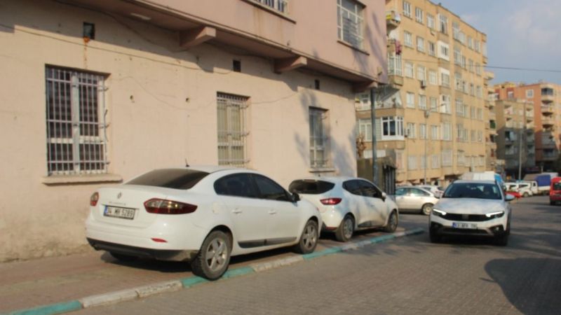 Urfa'da kaldırım işgali çıkmazı!