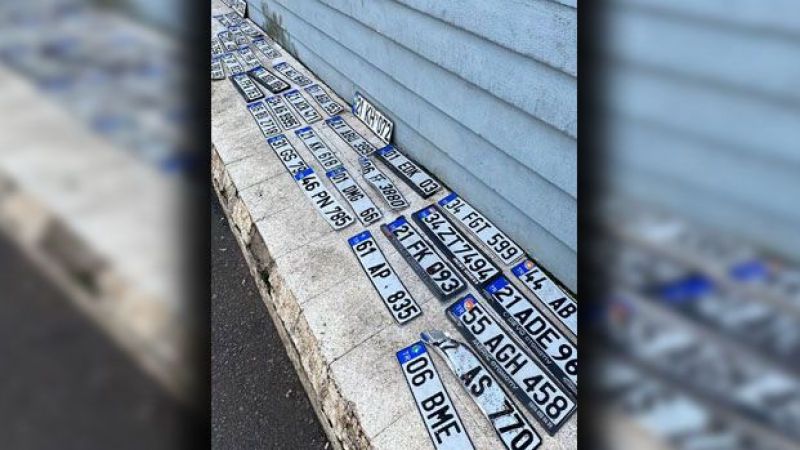 Sele kapılan plakalar sahiplerini bekliyor