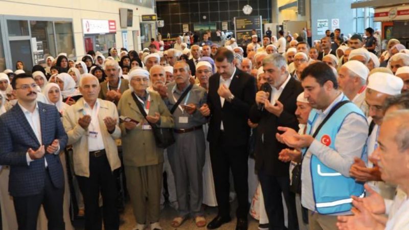 Hacca giden ilk kafile Urfa’dan uğurlandı