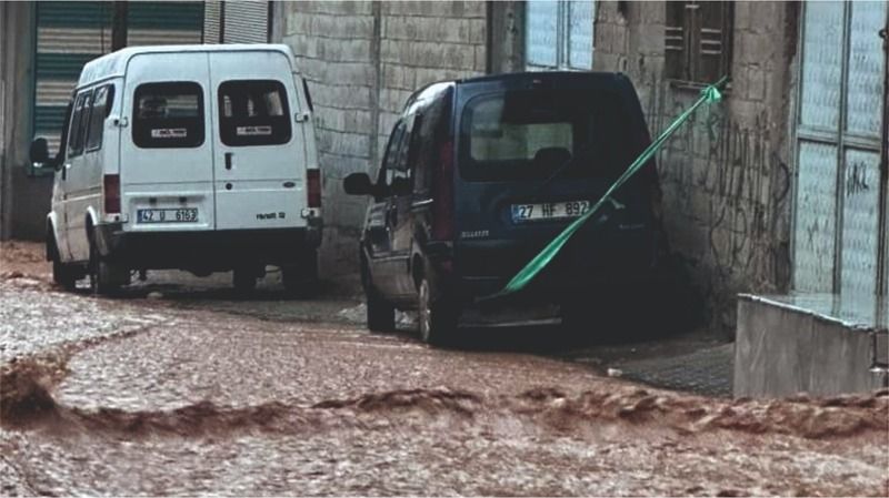 Sele karşı önlemini böyle aldı!