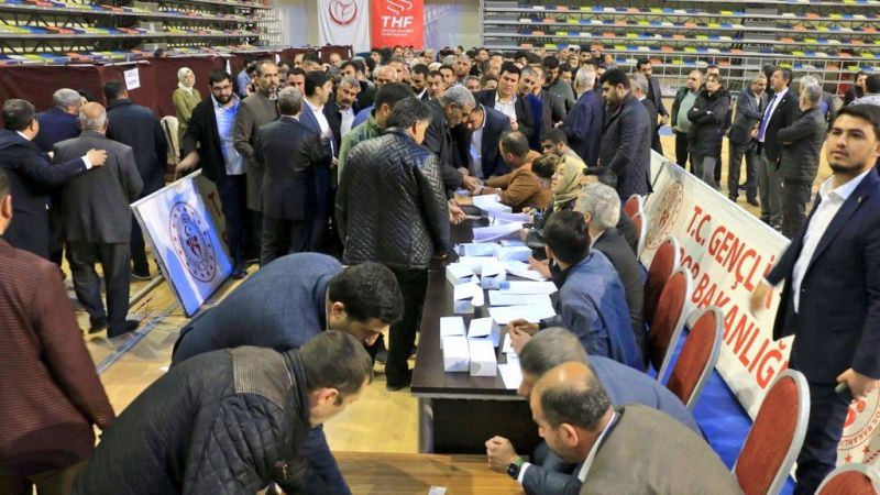 Urfa Ak Parti'de temayül sona erdi