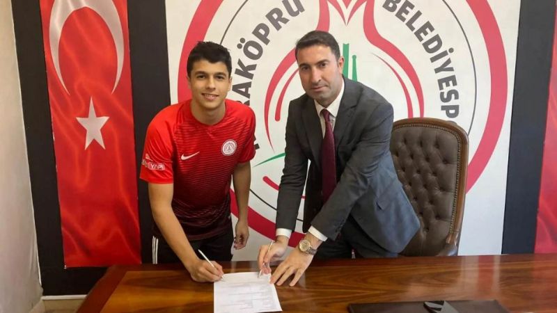 Gidenlerin yerine bir transfer daha 