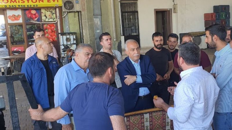 Fakıbaba'nın zor anları. Ne diyeceğini bilemedi