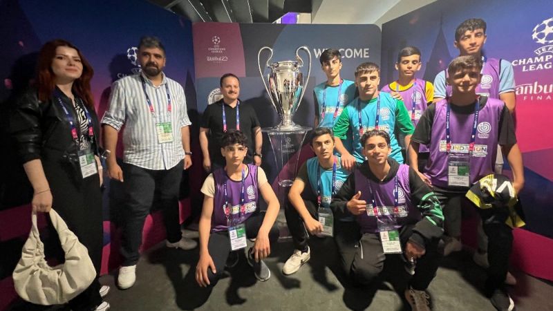 Urfalı gençler dev final için İstanbul'da