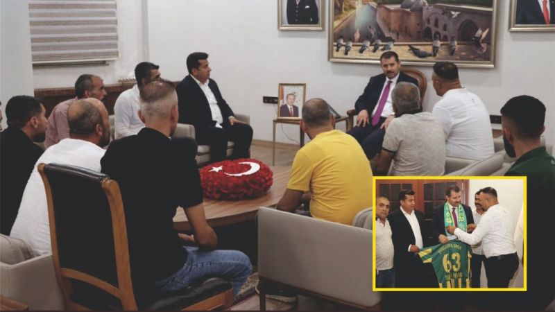 Vali Ayhan, taraftarlarla buluştu