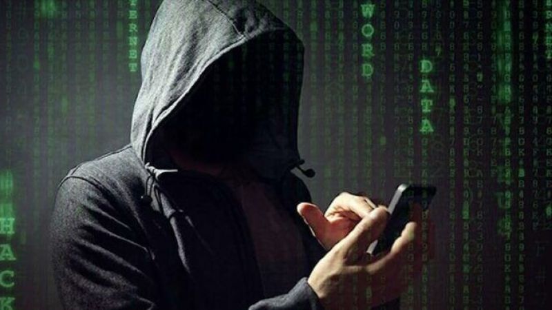 Telefonla 8 milyon liralık vurgun