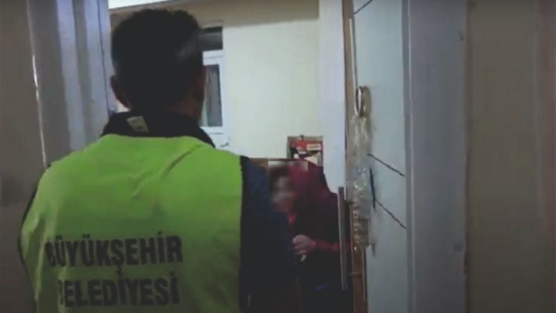 Yardımın reklamı olmaz, adabı olur Zeynel Başkan!
