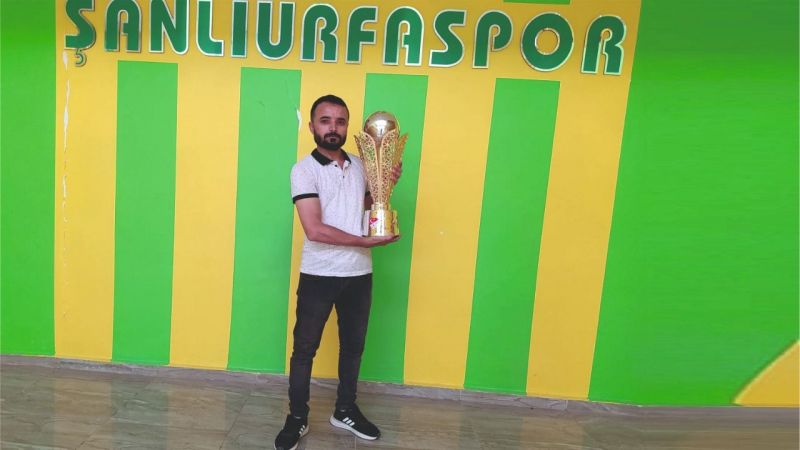 Şanlı Kulüpten kupalı bayram kutlaması 