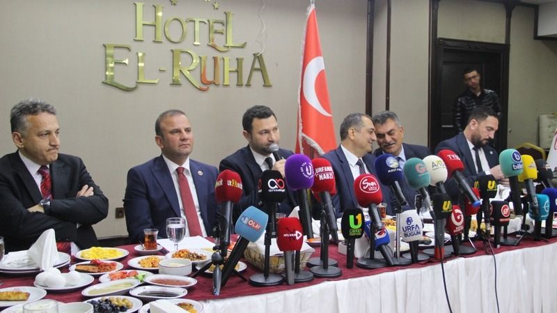 Urfa İYİ Parti aday adayları görücüye çıktı