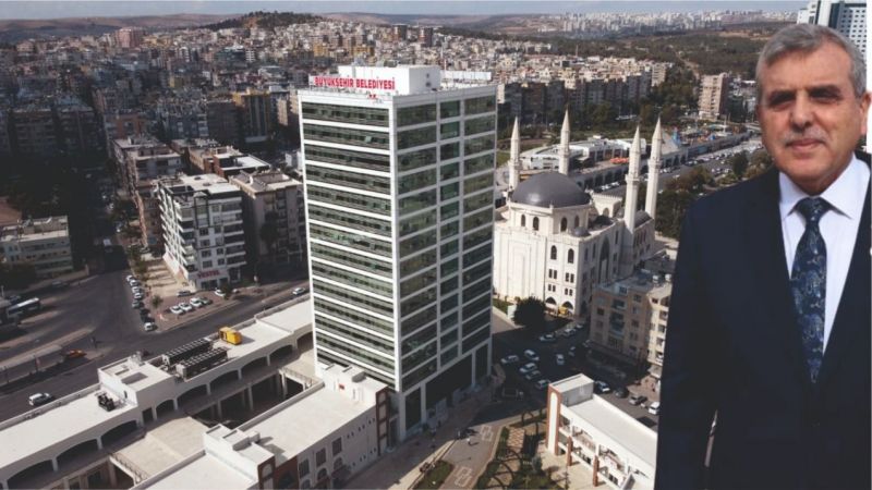 'Ne memuruna sahip çıkıyor, ne işçisine!'